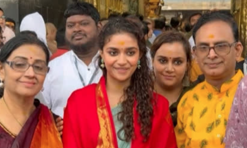 திருமணத்துக்கு முன் குடும்பத்துடன் திருப்பதி சென்ற கீர்த்தி சுரேஷ் – அவர் கூறிய தகவல்!