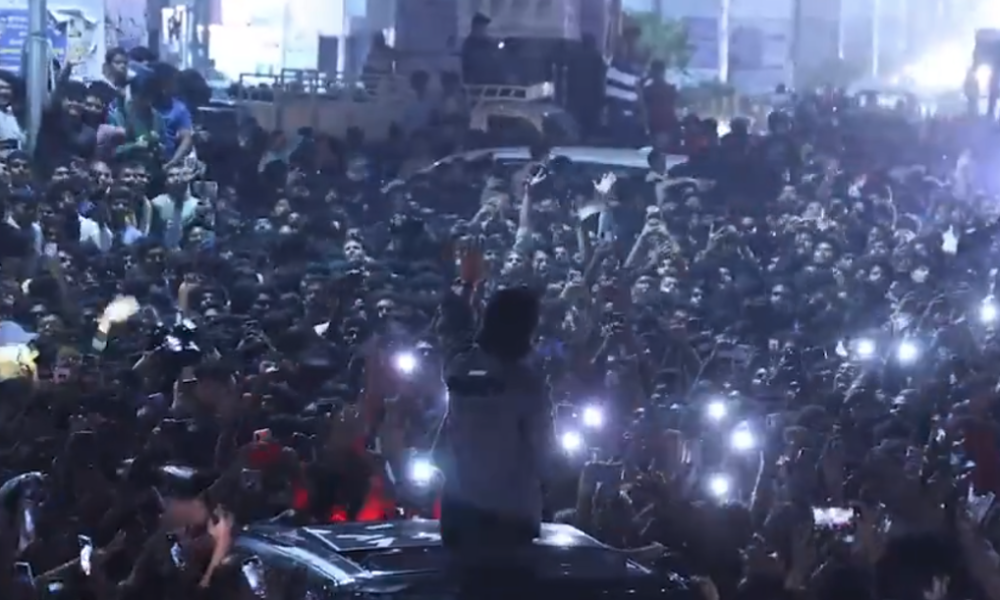 புஷ்பா 2′ திரையரங்கில் கூட்ட நெரிசலில் பெண் உயிரிழப்பு, மகன் காயம்..