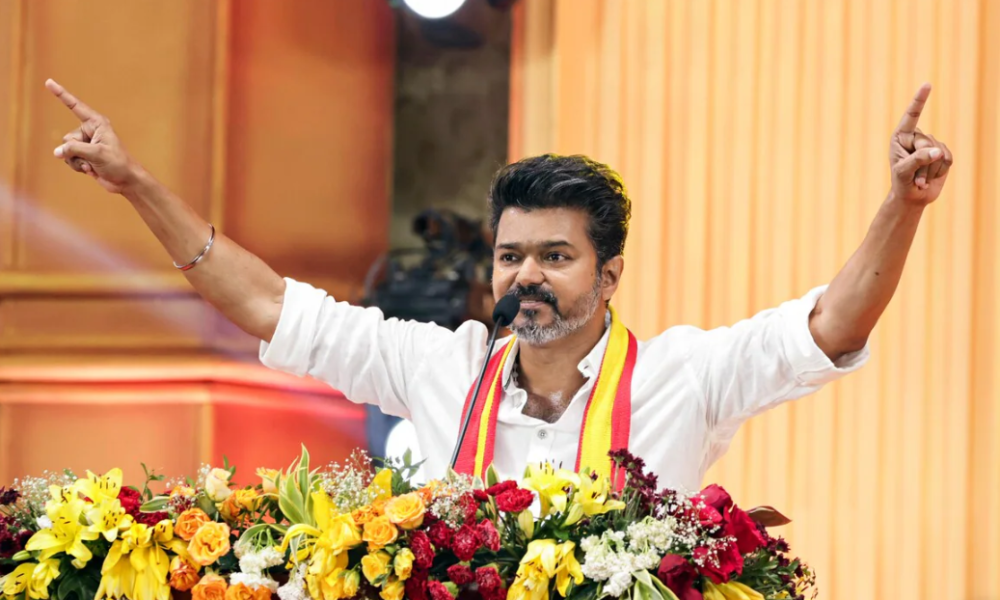 விஜய்யின் த.வெ.க கட்சியில் இணையும் பிரபல நடிகை: யார் தெரியுமா?