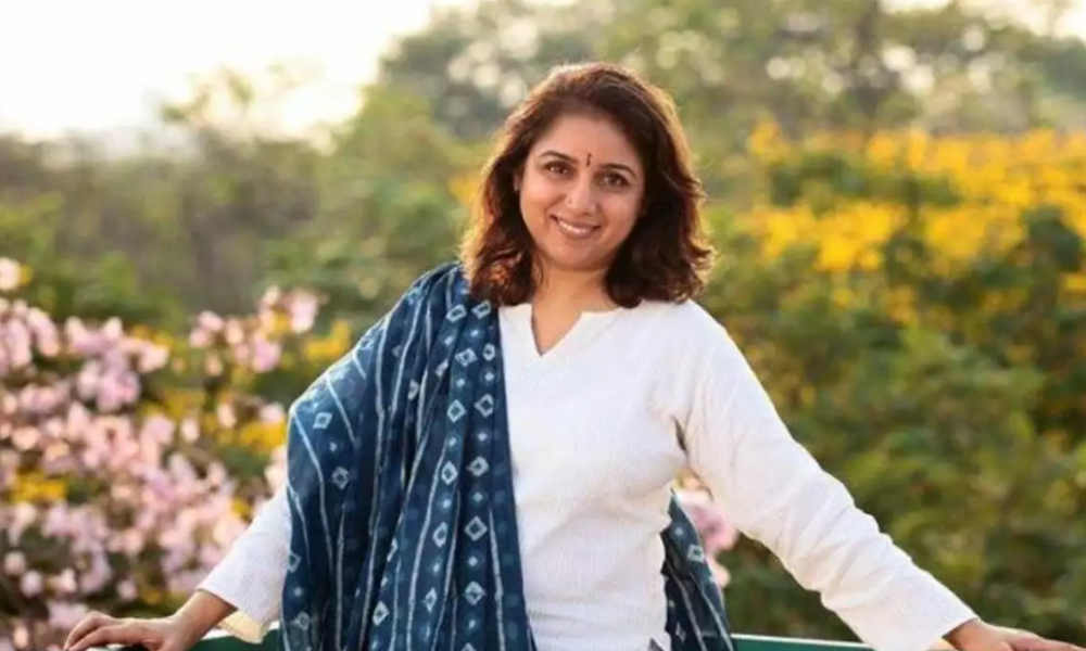 80களின் கனவுக் கன்னி ரேவதி: லேட்டஸ்ட் போட்டோவில் ரசிகர்கள் அதிர்ச்சி!