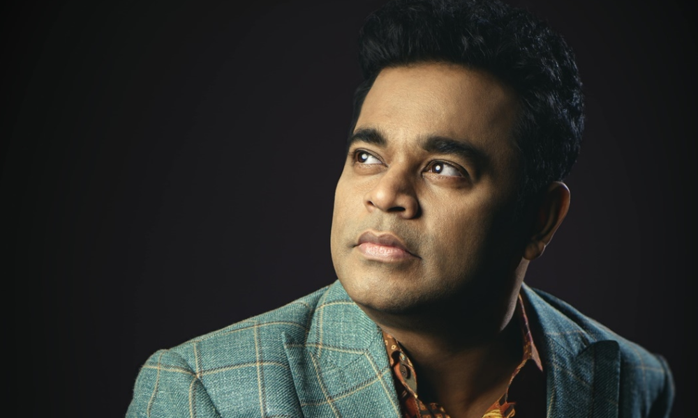 இந்தியாவுல சோத்துக்கே இல்லை… டாய்லெட் இல்லாம ஆஸ்காருக்கு வந்துட்டானுங்கனுதான் பார்ப்பாங்க.. – ARR பளீச்!