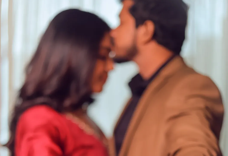 பிக் பாஸ் நடிகை ரித்விகாவுக்கு நிச்சயதார்த்தம் முடிந்தது! மாப்பிள்ளை யார் தெரியுமா?