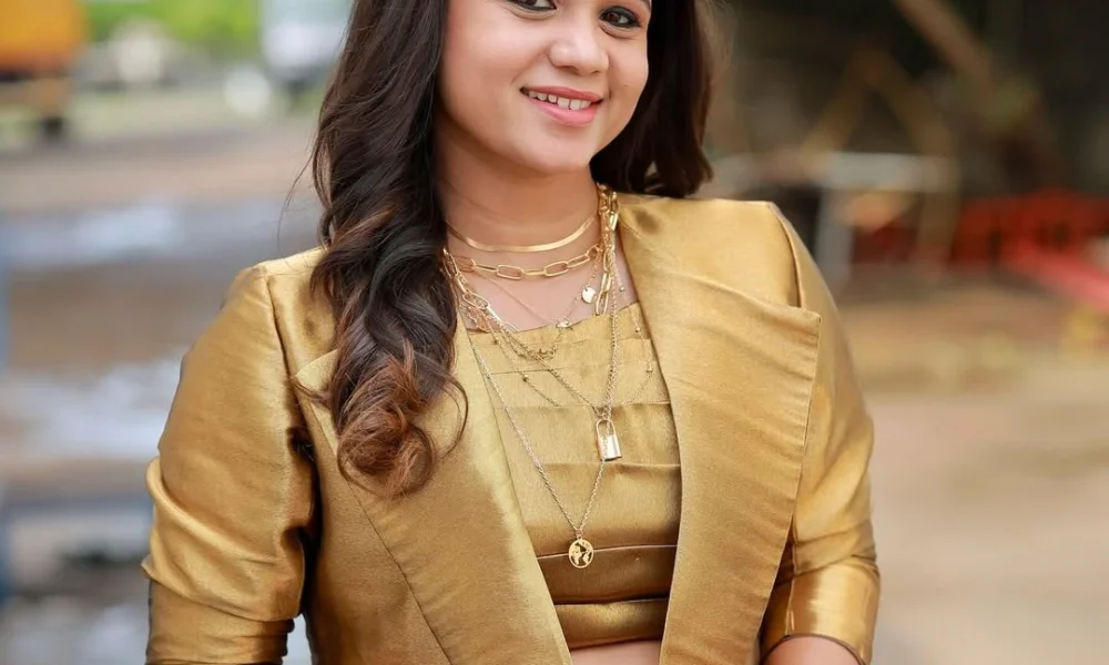 15 ஆண்டுகள் தொலைக்காட்சி பயணத்தை கொண்டாடிய மணிமேகலை – ஜீ தமிழில் ஸ்பெஷல் சர்ப்ரைஸ்!