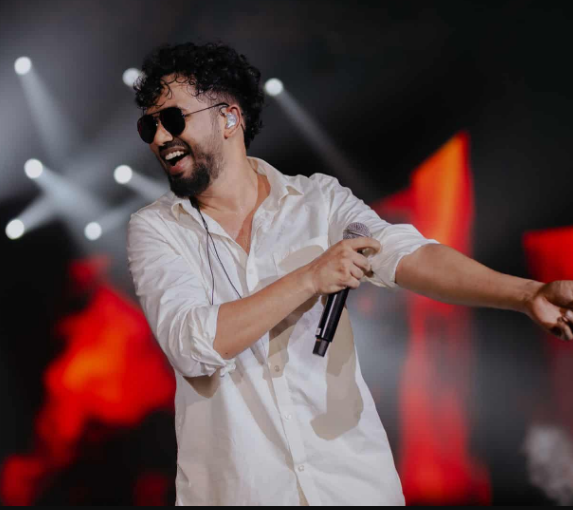 “சினிமாவை விட கச்சேரியால் கோடி கோடியாக சம்பாதிக்கும் ஹிப்‌ஹாப் ஆதி!