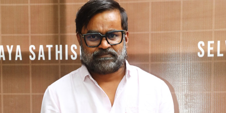 செல்வராகவன் மீண்டும் விவாகரத்தா? சமூக வலைதளங்களில் வெடிக்கும் கேள்விகள்