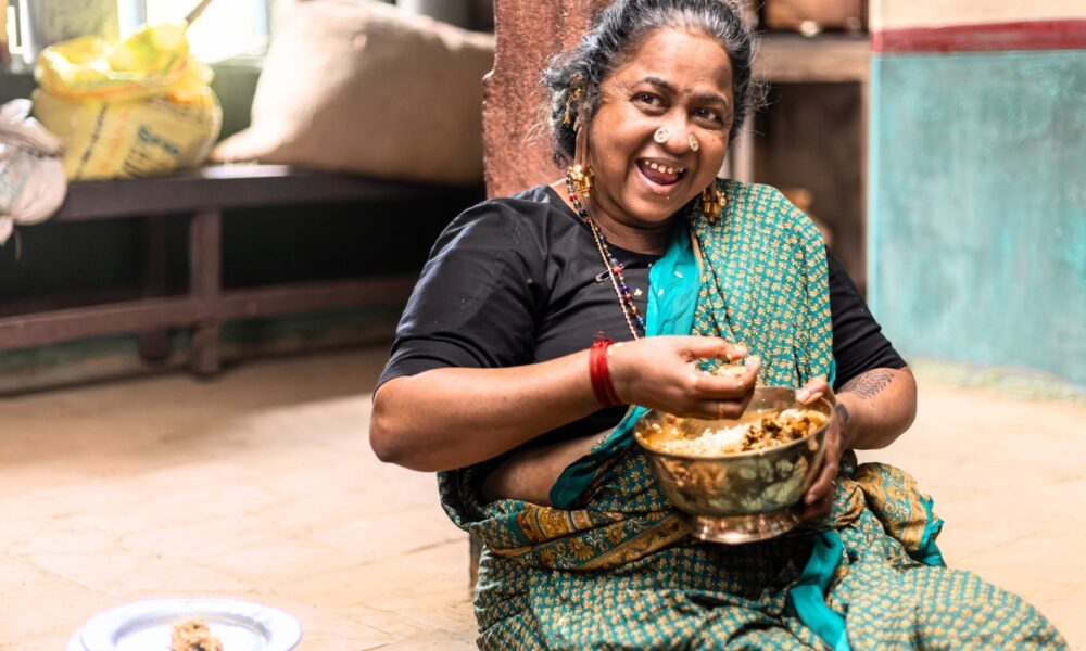 ‘இந்தியன்’ல மறுத்த மேக்கப்… ‘தாய் கிழவி’யில் ஏற்ற மாற்றம் – ராதிகாவின் நடிப்பு பயணம்