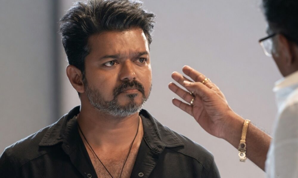 தளபதி விஜயின் ‘ஜன நாயகன்’ ரிலீஸ் சிக்கல்… அரசியலா? சென்சாரா? ரசிகர்கள் அதிர்ச்சி!
